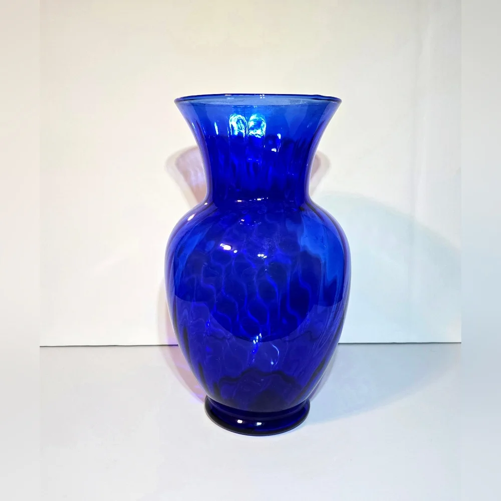 Indiana Glass 'Illusions' Cobalt Blue Vase 11